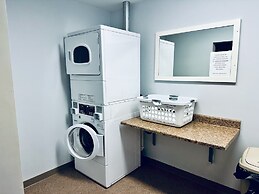 Iveys Motor Lodge Houlton