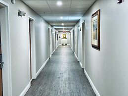 Iveys Motor Lodge Houlton