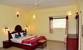 Jungle Palace Homestay