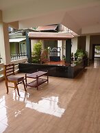 Jungle Palace Homestay