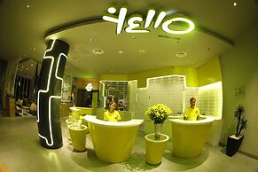 YELLO Hotel Jemursari Surabaya