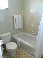 Le Pirate Motel & Camping