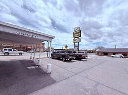 Tomahawk Motor Lodge By OYO Riverton US-26