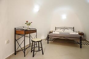 Kykladonisia Traditional Settlement