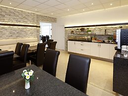 Central City Hotel