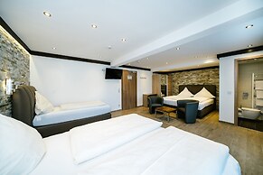Central City Hotel