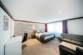 Central City Hotel