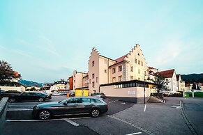 Central City Hotel