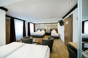 Central City Hotel