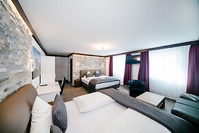 Central City Hotel