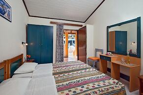 Blue Lagoon by Estia