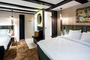 Mister Highland Hotel