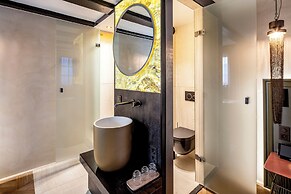 Mister Highland Hotel