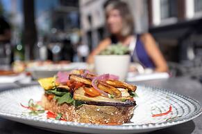 Mister Highland Hotel