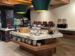 Mister Highland Hotel