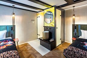 Mister Highland Hotel