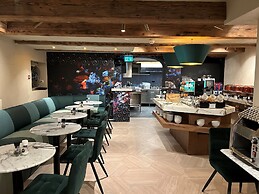 Mister Highland Hotel