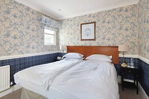The Royal Hotel