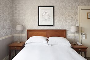 The Royal Hotel