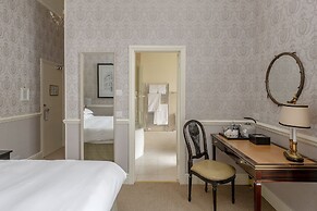 The Royal Hotel