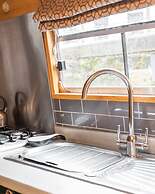 The Four Sisters Boatel