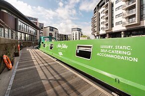 The Four Sisters Boatel