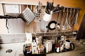 The Four Sisters Boatel