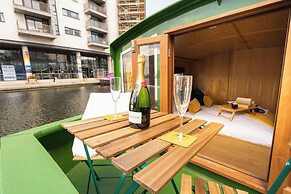 The Four Sisters Boatel