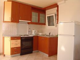 Gera Bay Studios and Apartments