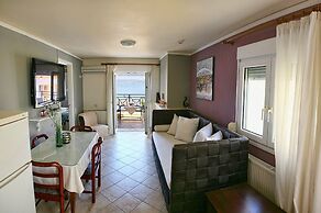 Gera Bay Studios and Apartments