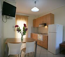 Gera Bay Studios and Apartments