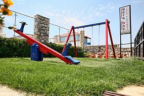 Gera Bay Studios and Apartments