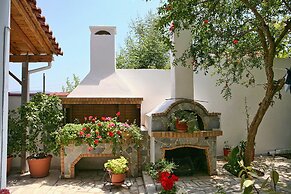 Gera Bay Studios and Apartments