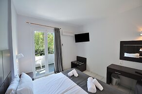 Anamar Skiathos Hotel