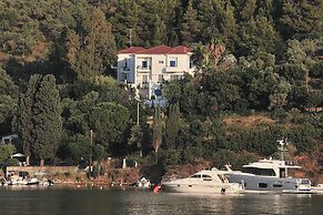 Anamar Skiathos Hotel