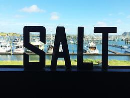Salt Hotel & Pub