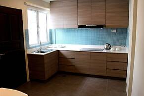 Riverside Residence by Gina Suite