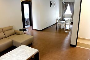 Riverside Residence by Gina Suite