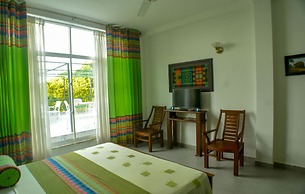 Villa Baywatch Rumassala