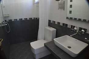 Villa Baywatch Rumassala