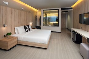 Tsix5 Phenomenal Hotel Pattaya