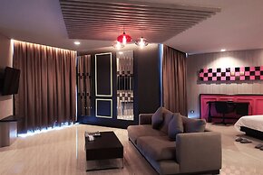 Tsix5 Phenomenal Hotel Pattaya