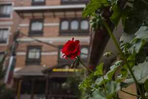 Apsara Boutique Hotel