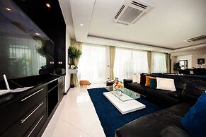 Hollywood Pool Villa Jomtien Pattaya