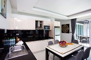 Hollywood Pool Villa Jomtien Pattaya