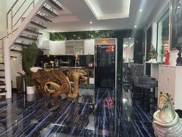 Hollywood Pool Villa Jomtien Pattaya