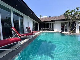 Hollywood Pool Villa Jomtien Pattaya