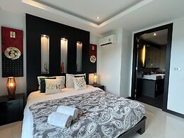 Hollywood Pool Villa Jomtien Pattaya