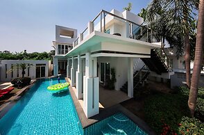 Hollywood Pool Villa Jomtien Pattaya