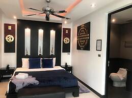 Hollywood Pool Villa Jomtien Pattaya